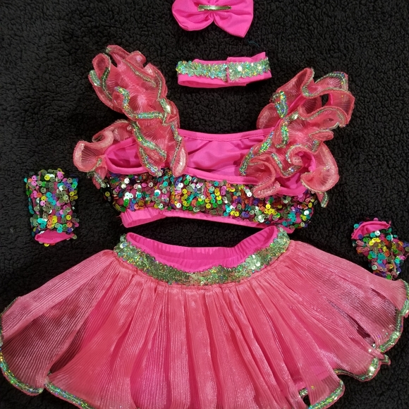 Sequins Dance Costume - Picture 3 of 6